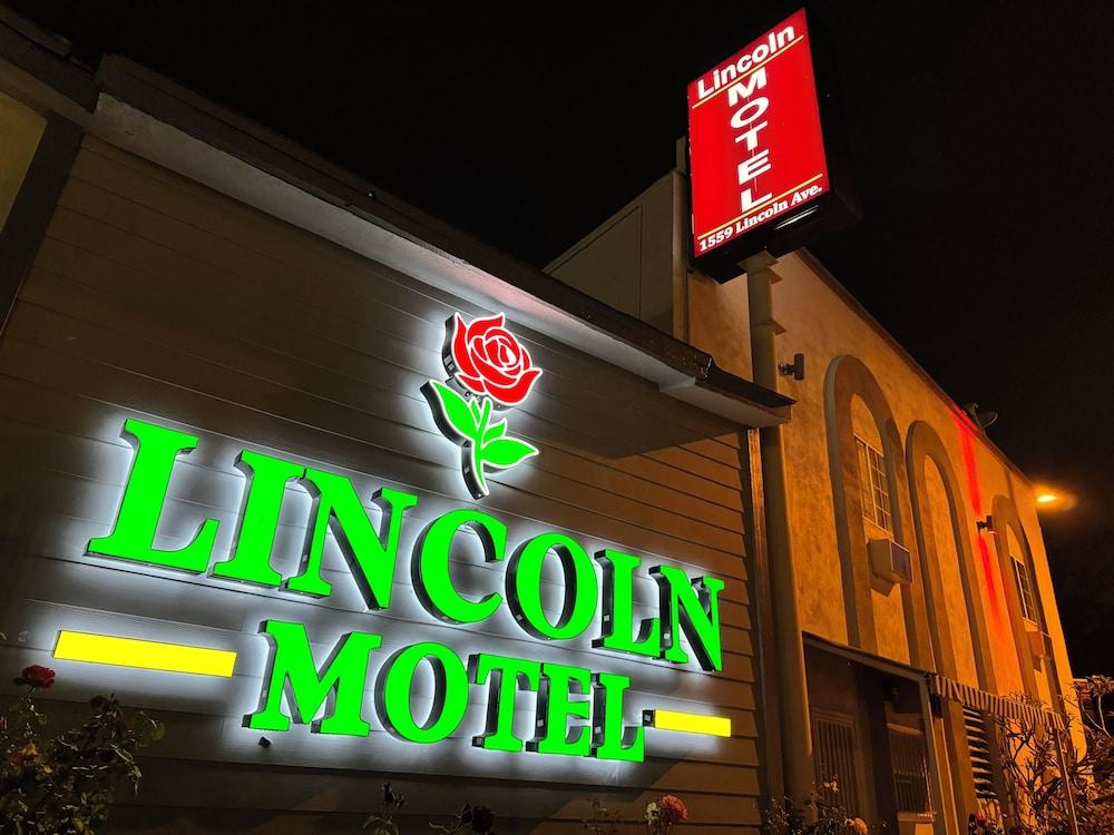 Lincoln Motel photo 46