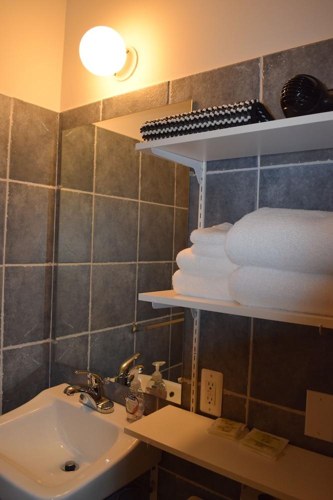 Veterans Park Hotel photo 30