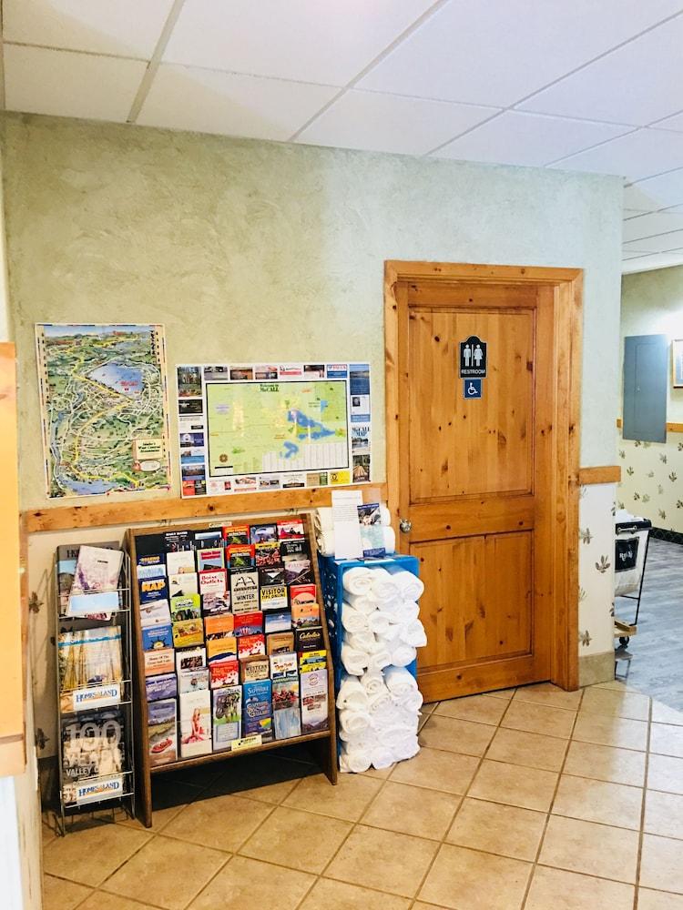 Boulder Creek Inn photo 33