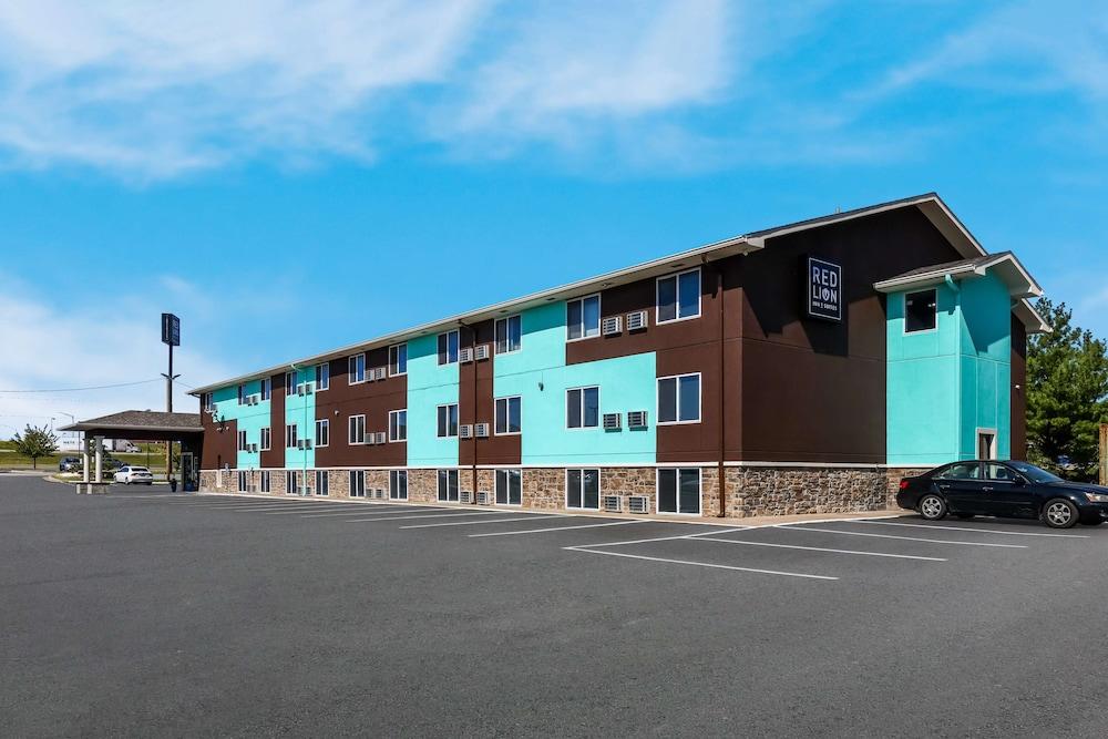 Baymont by Wyndham Liberty MO photo 31
