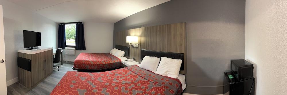 Blueway Inn & Suites Roseville photo 8