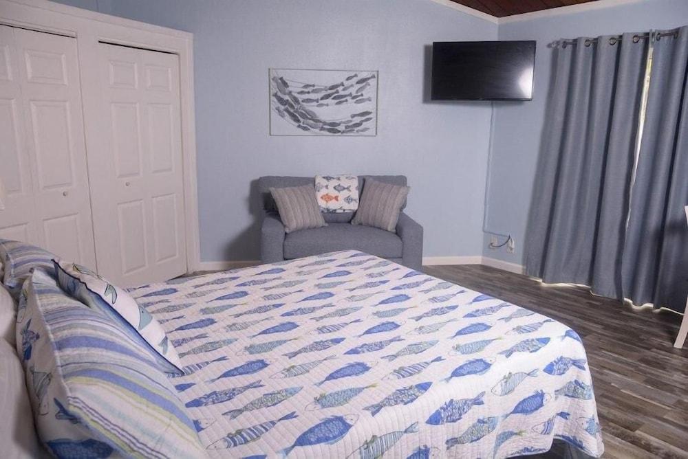Kon Tiki Inn photo 8