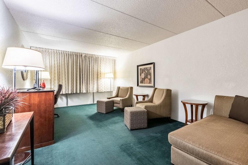 Quality Inn & Suites Albert Lea photo 14