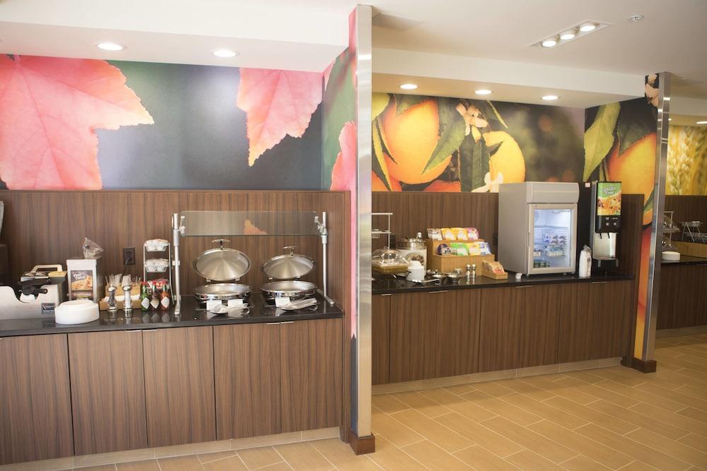 Fairfield Inn & Suites Cambridge photo 16
