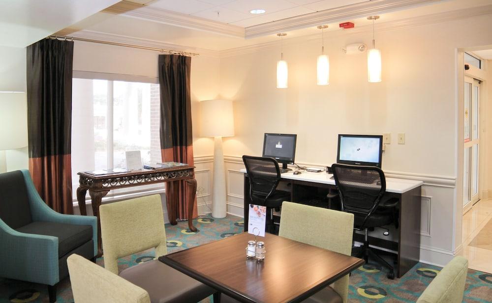 Holiday Inn Express & Suites Vicksburg by IHG photo 32