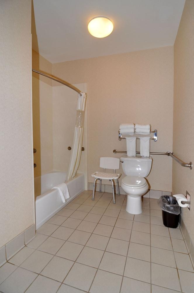 The Atrium Hotel photo 23