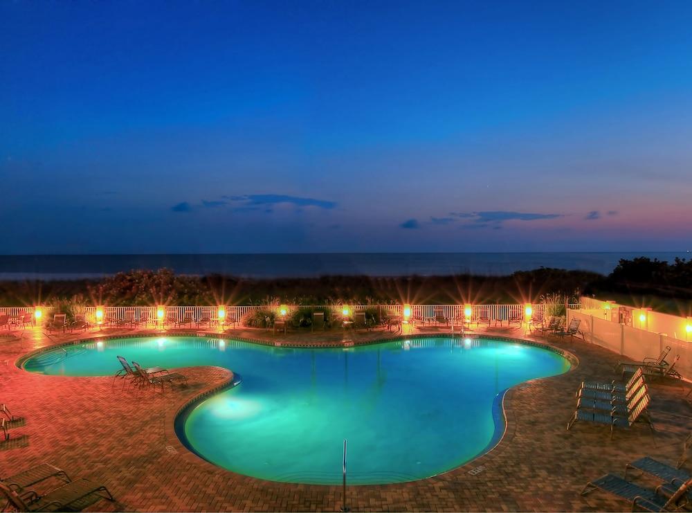 Sunset Vistas Two Bedroom Beachfront Suites photo 12
