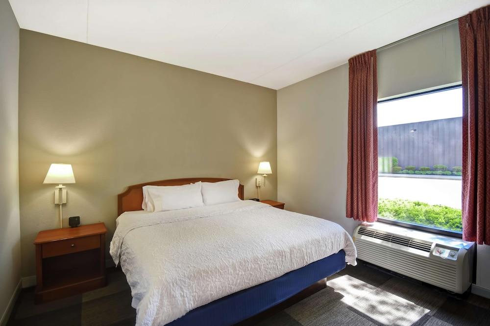 Comfort Inn & Suites Mt. Holly - Westampton photo 40