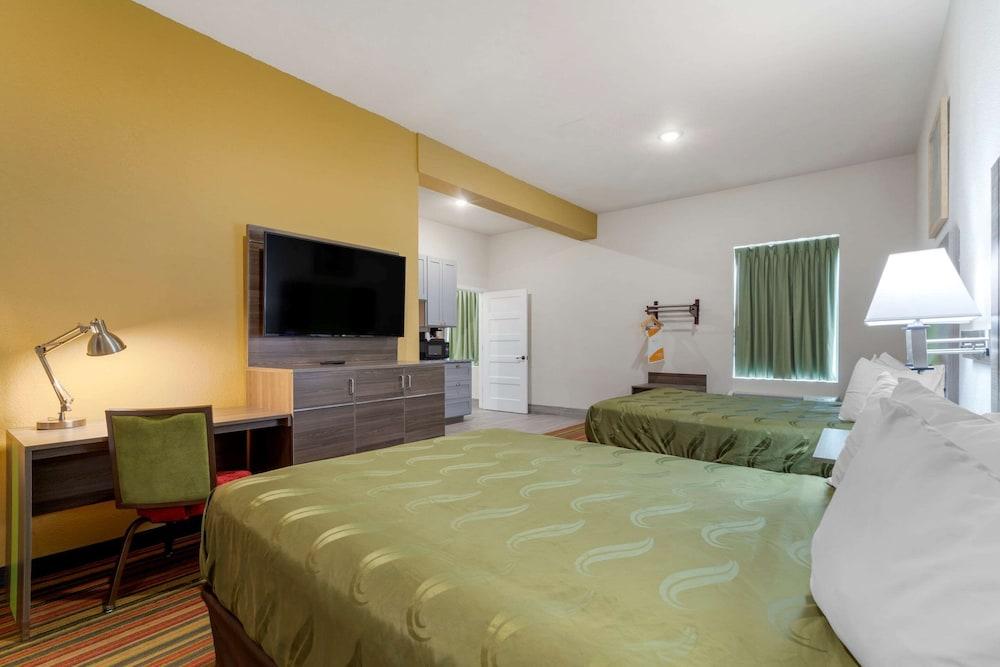 Quality Inn & Suites Elgin photo 12