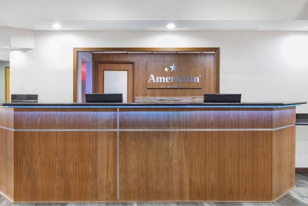 AmericInn by Wyndham Pella photo 4