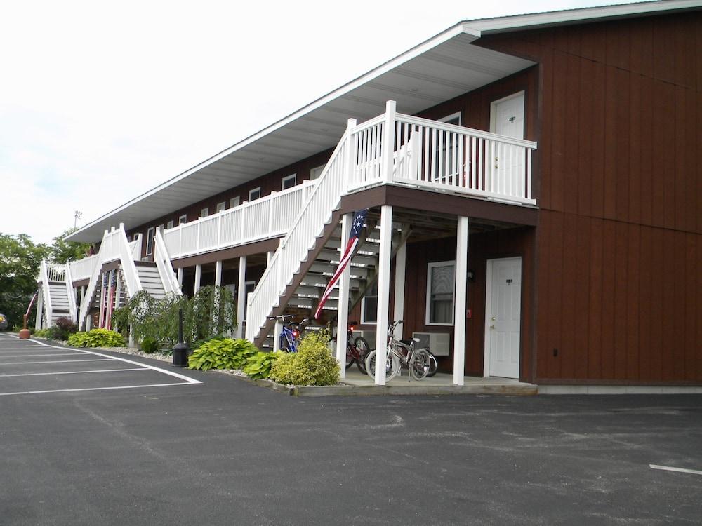 Nader's Motel & Suites photo 11