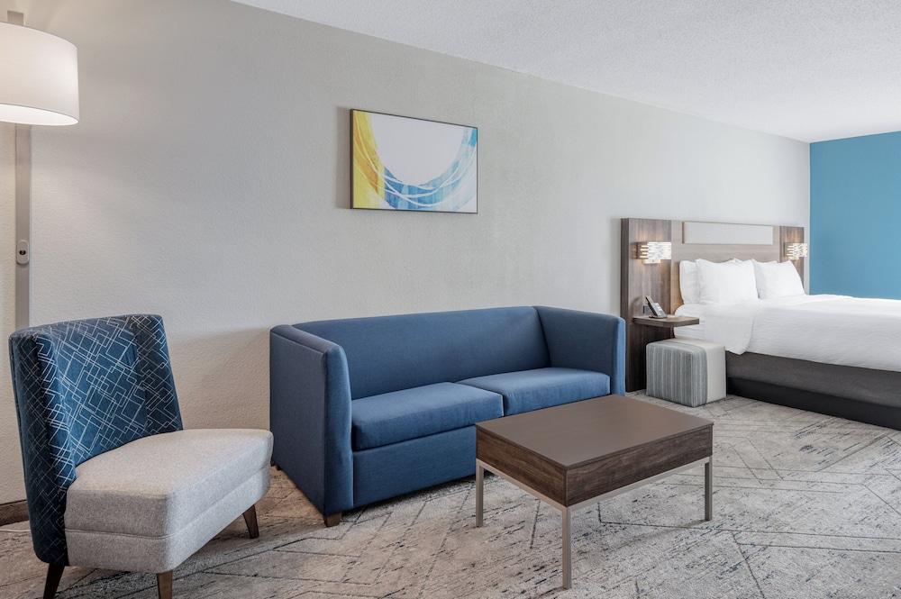 Holiday Inn Express & Suites Gahanna/Columbus Airport by IHG photo 35