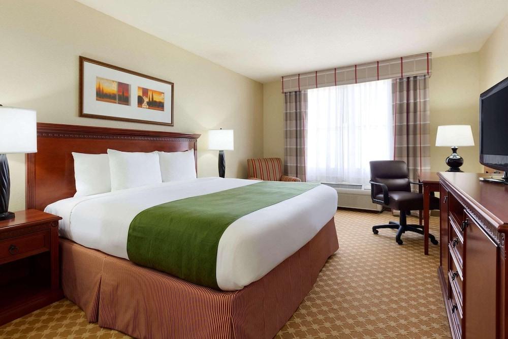 Garner Hotel Gillette South by IHG photo 2