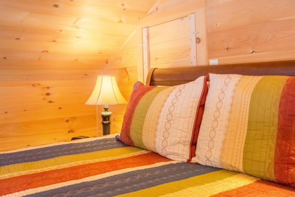 ADK Trail Inn photo 17