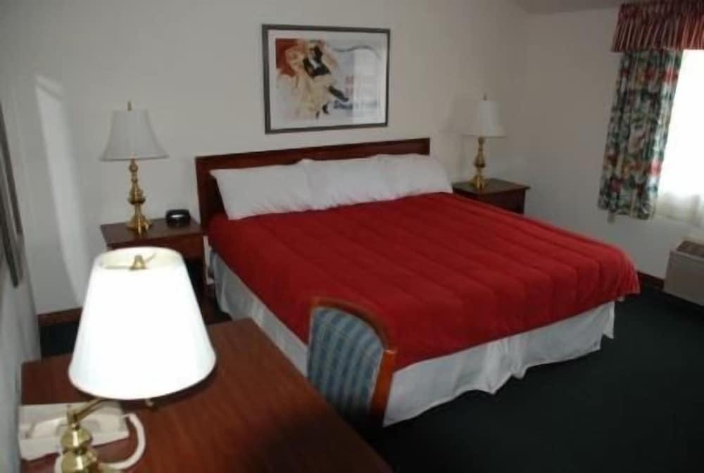 Beaver Dam Lodge photo 16