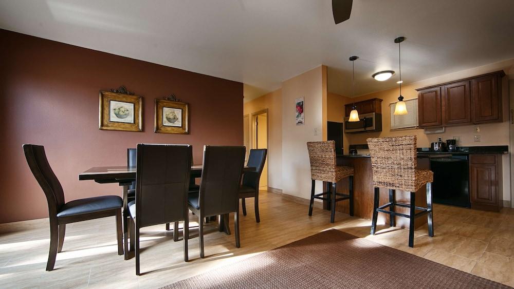 Best Western Ptarmigan Lodge photo 34