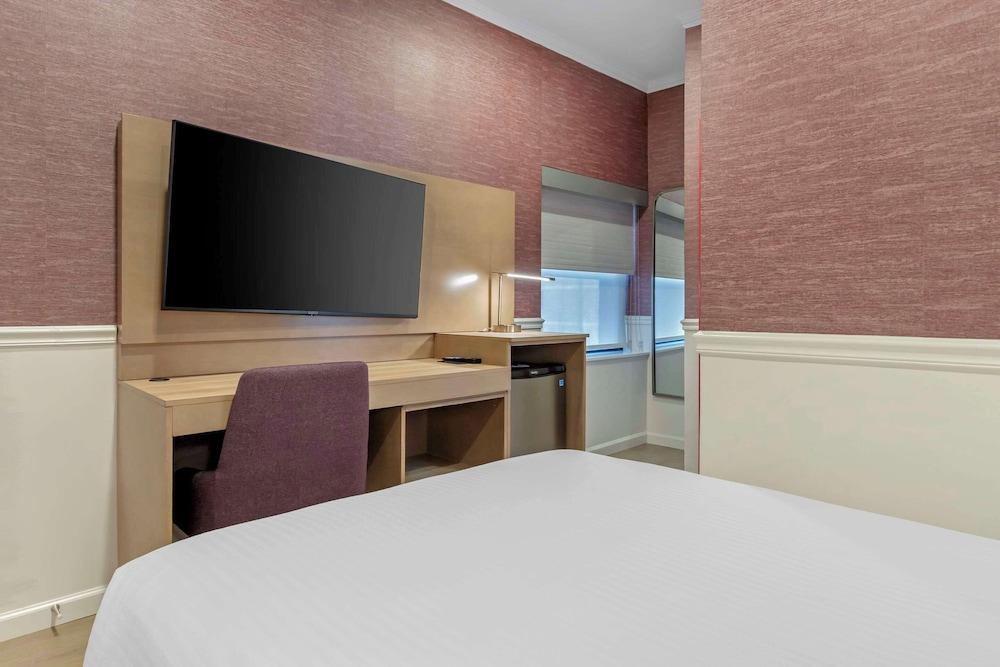 Mayfair New York photo 44