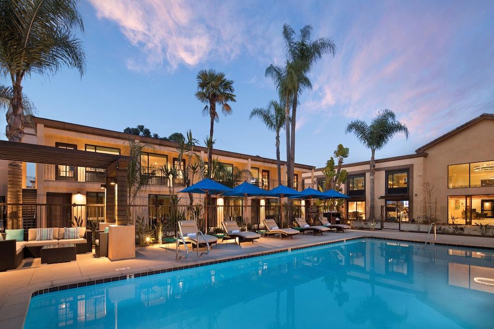 The Cove Hotel, Long Beach photo 1
