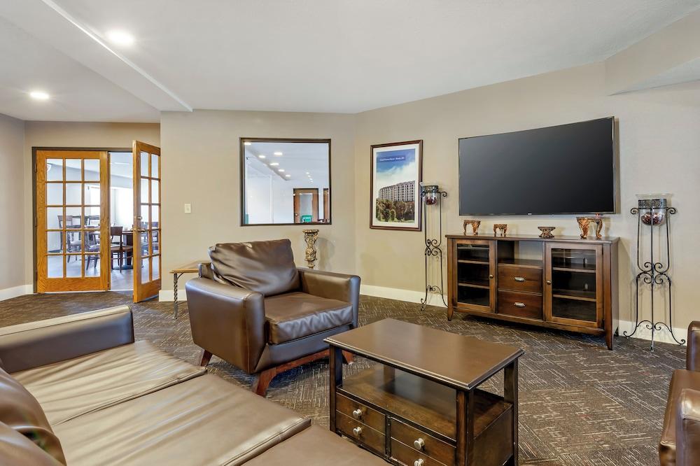 Polynesian Hotel & Suites Wisconsin Dells/Lake Delton photo 61