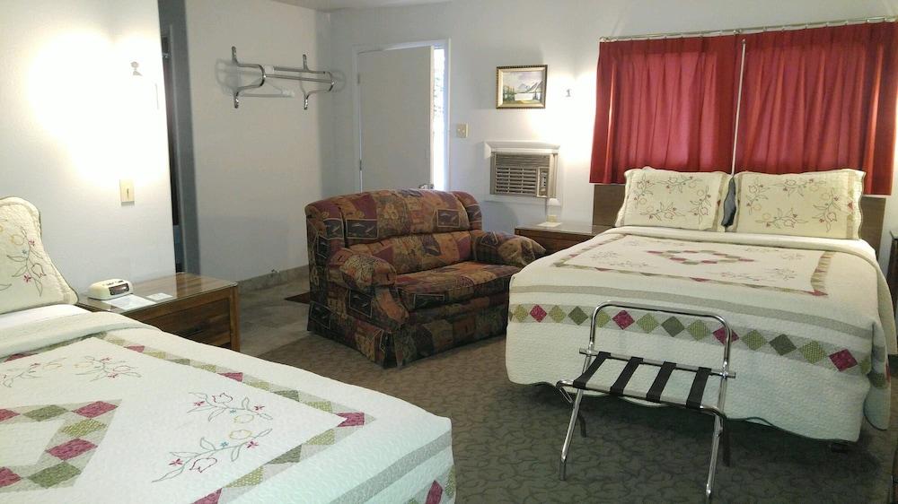 Carter Mountain Motel photo 10