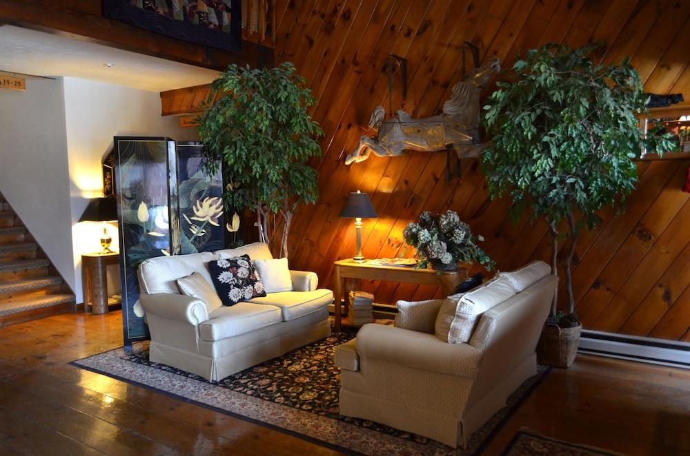 Greenbrier Inn photo 55