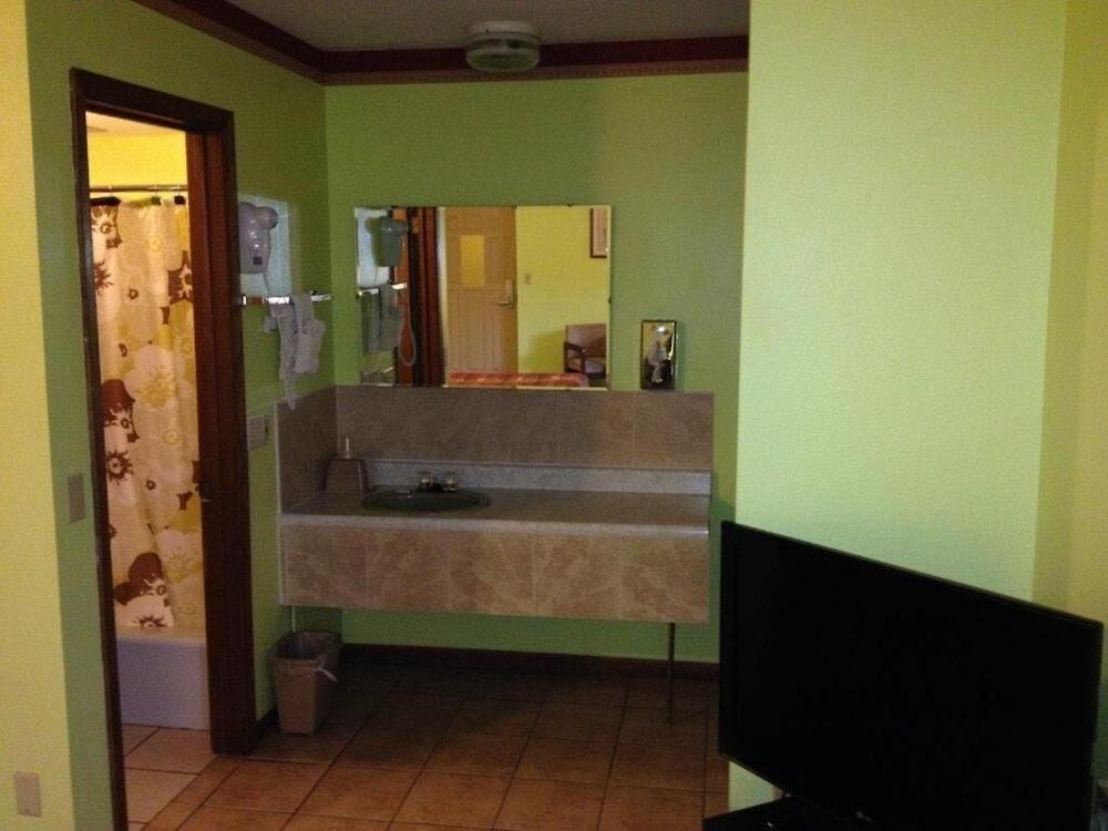 King's Inn photo 13