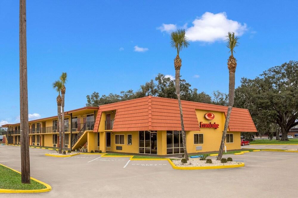 Econo Lodge Live Oak photo 25