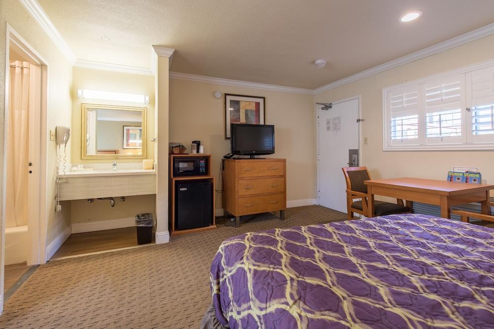 SOMA Park Inn – Civic Center photo 9