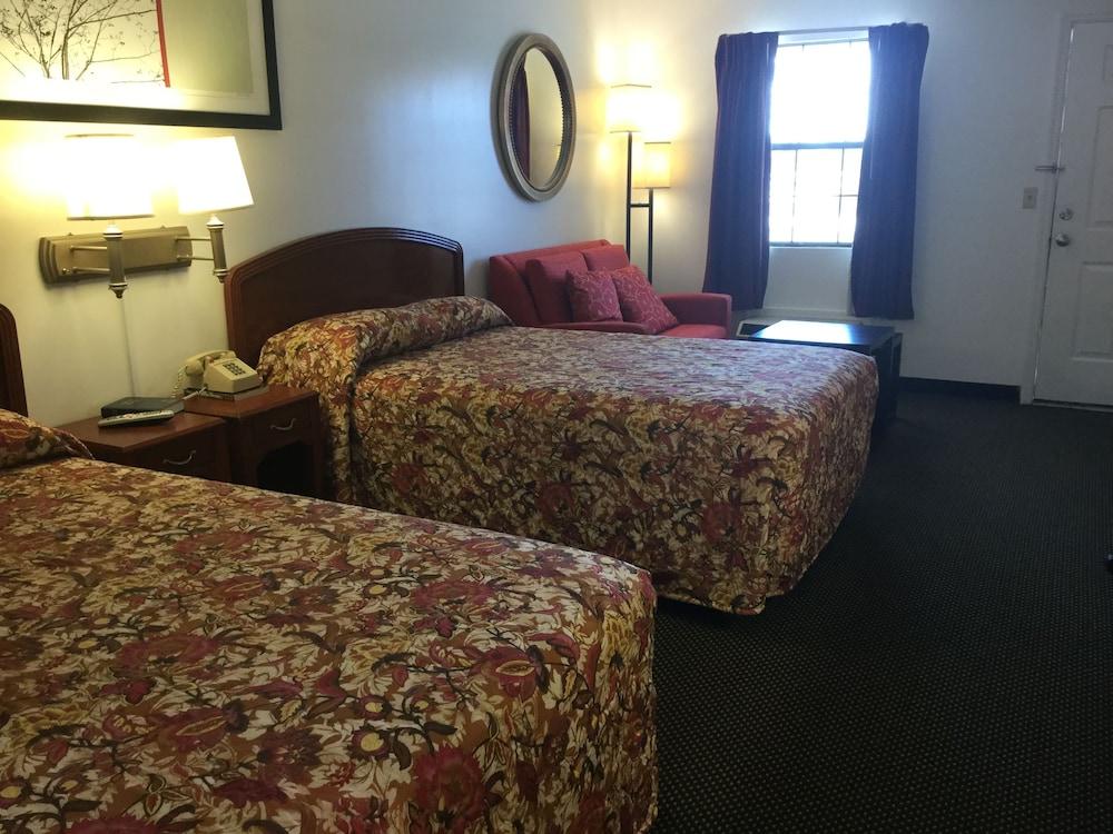 American Inn photo 2