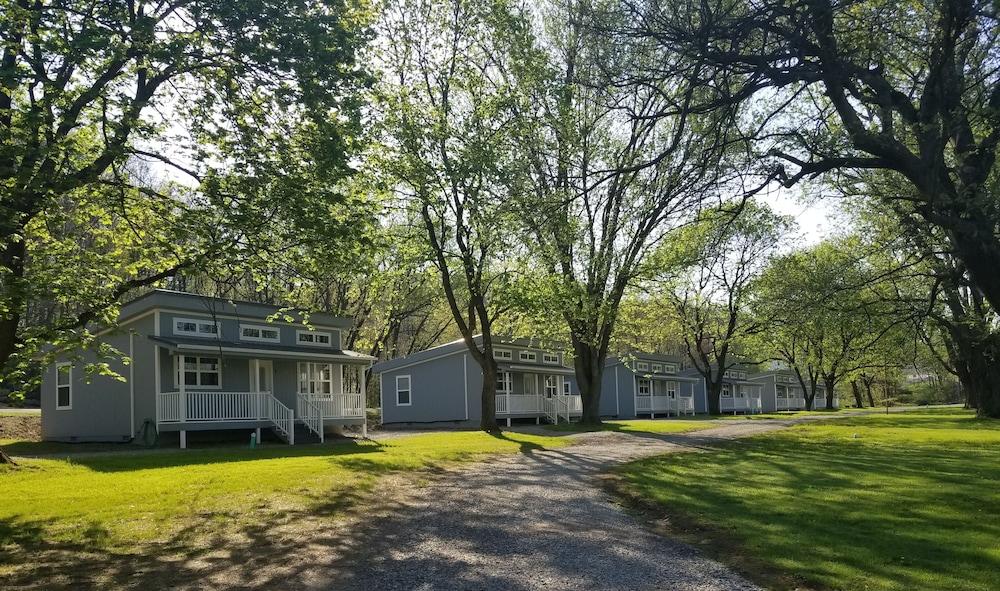 Sunset Cottages and Motel photo 16