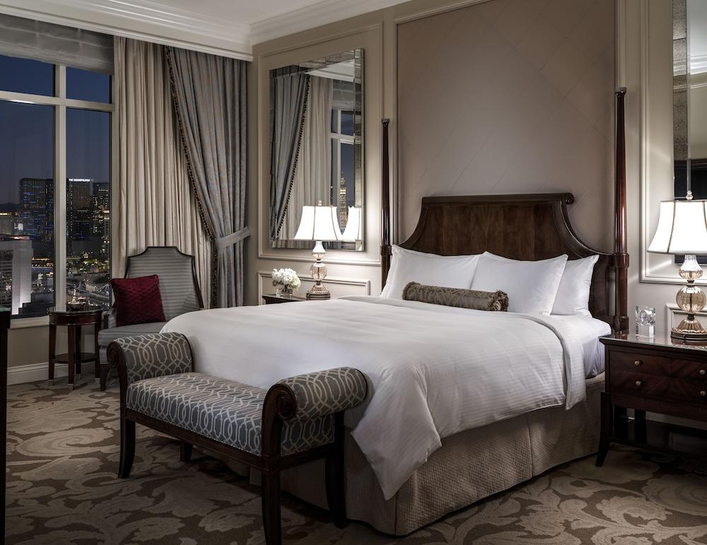 The Venetian Prestige Club Lounge photo 54