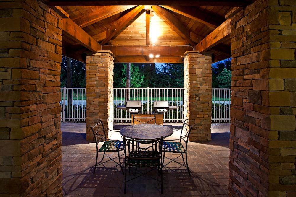 Staybridge Suites Tampa East - Brandon by IHG photo 41