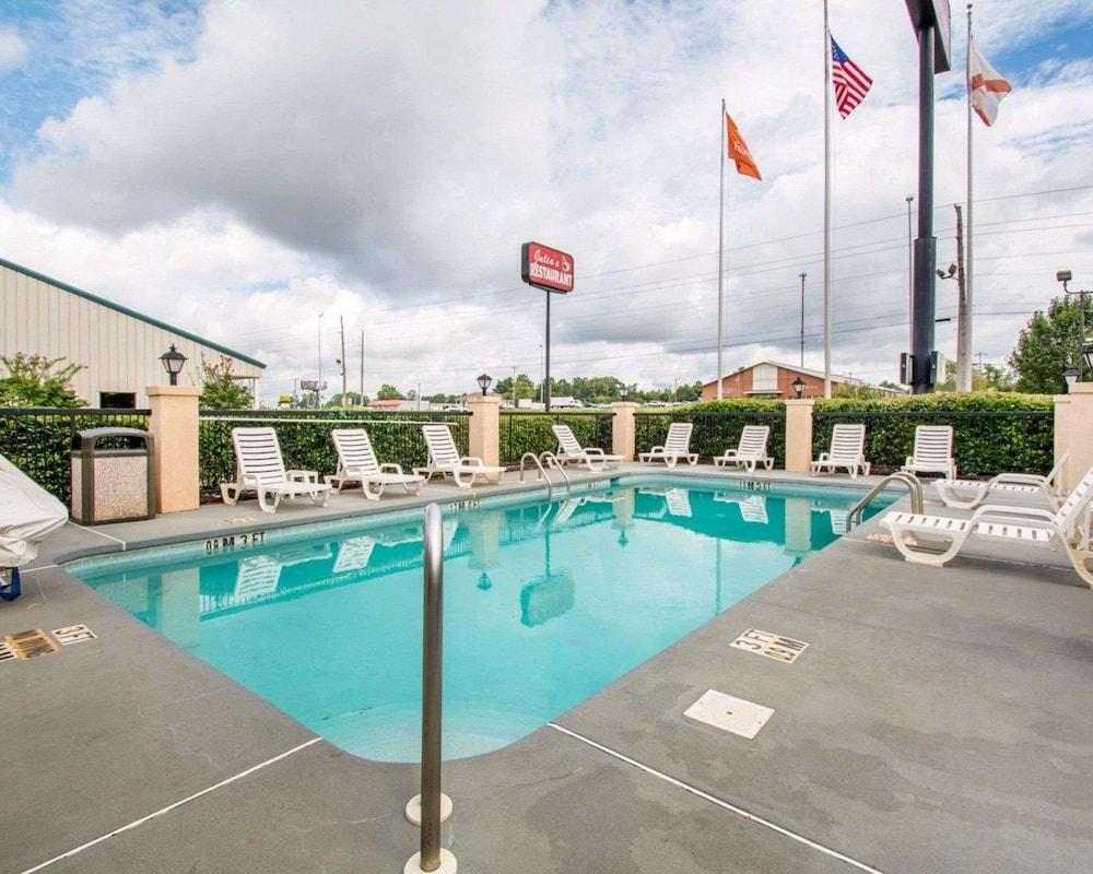 Econo Lodge Troy photo 24