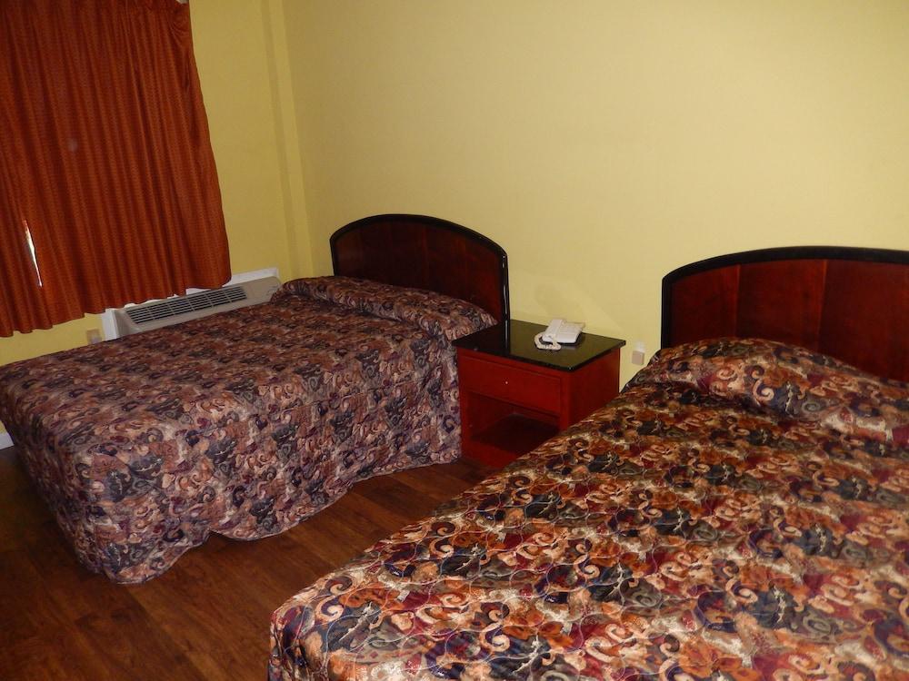 Riverview Motel photo 12