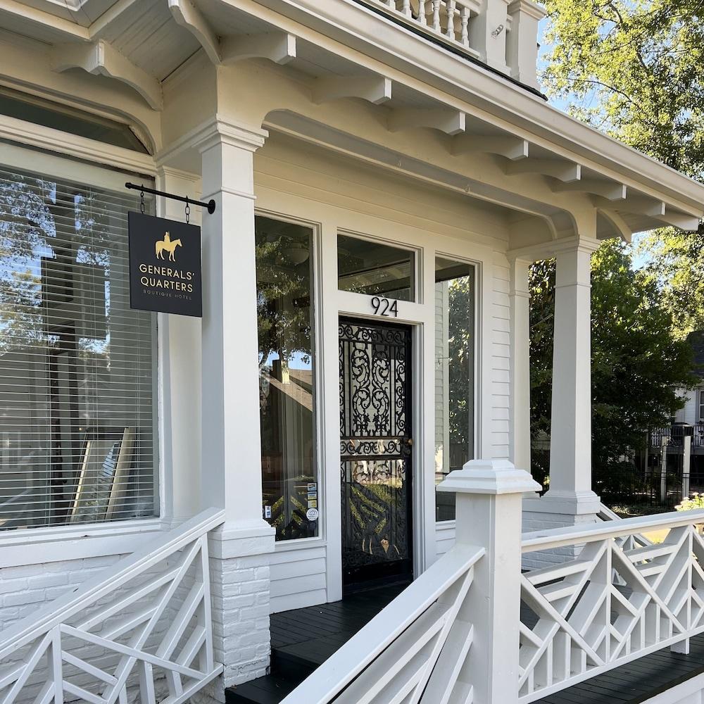 The General's Quarters Boutique Hotel — hotel in Corinth