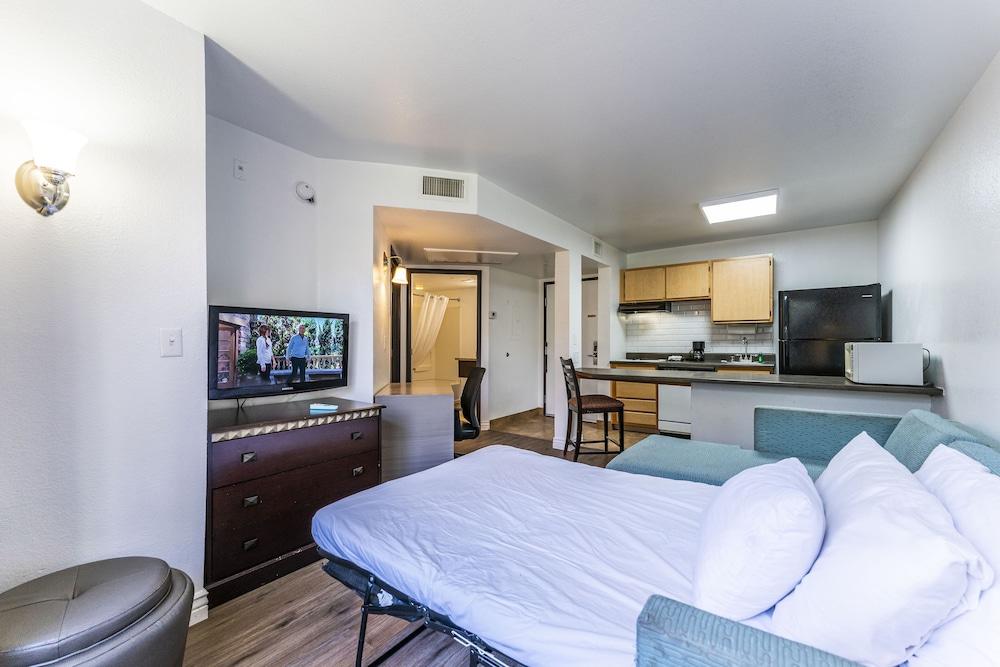 Metro Chandler Extended Stay photo 11