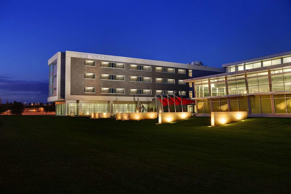 The Hotel at Kirkwood Center photo 35