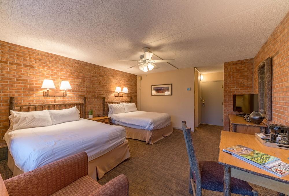 Mountain Chalet Snowmass photo 21