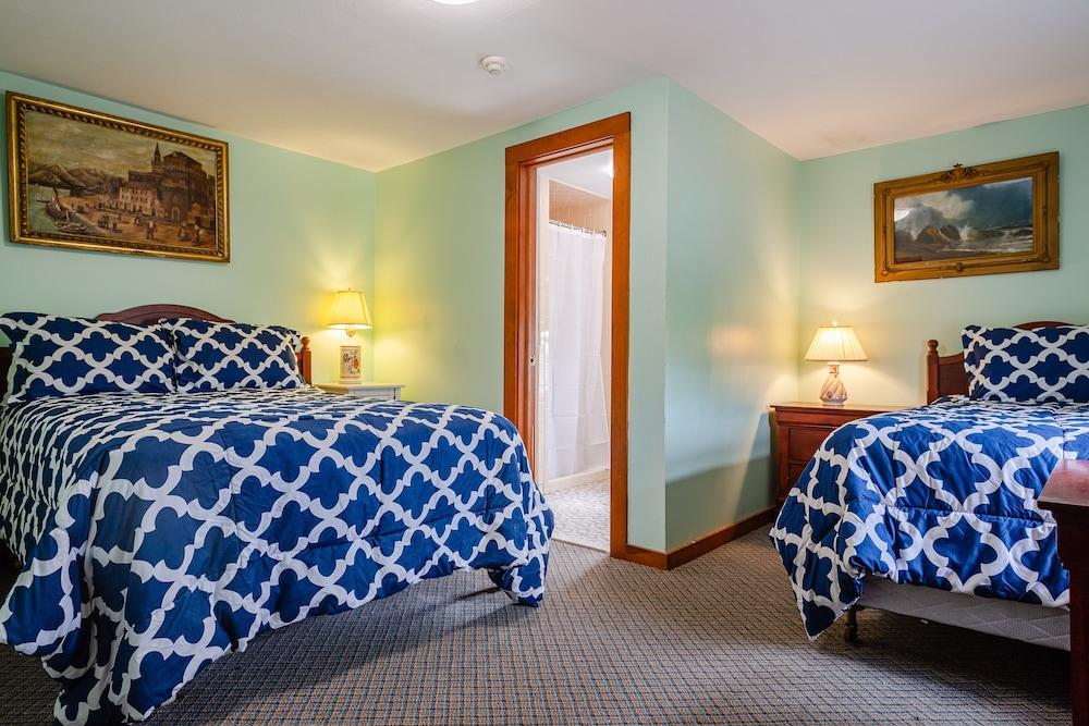 Narragansett Inn photo 19