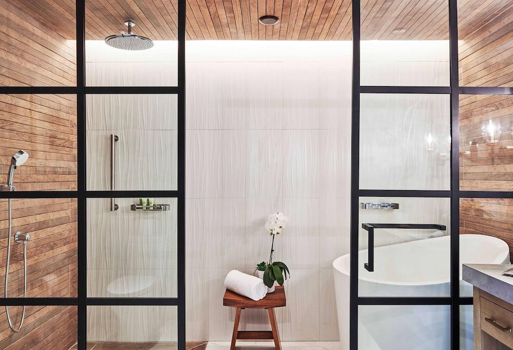 The Jordan San Gabriel, Curio Collection by Hilton photo 12