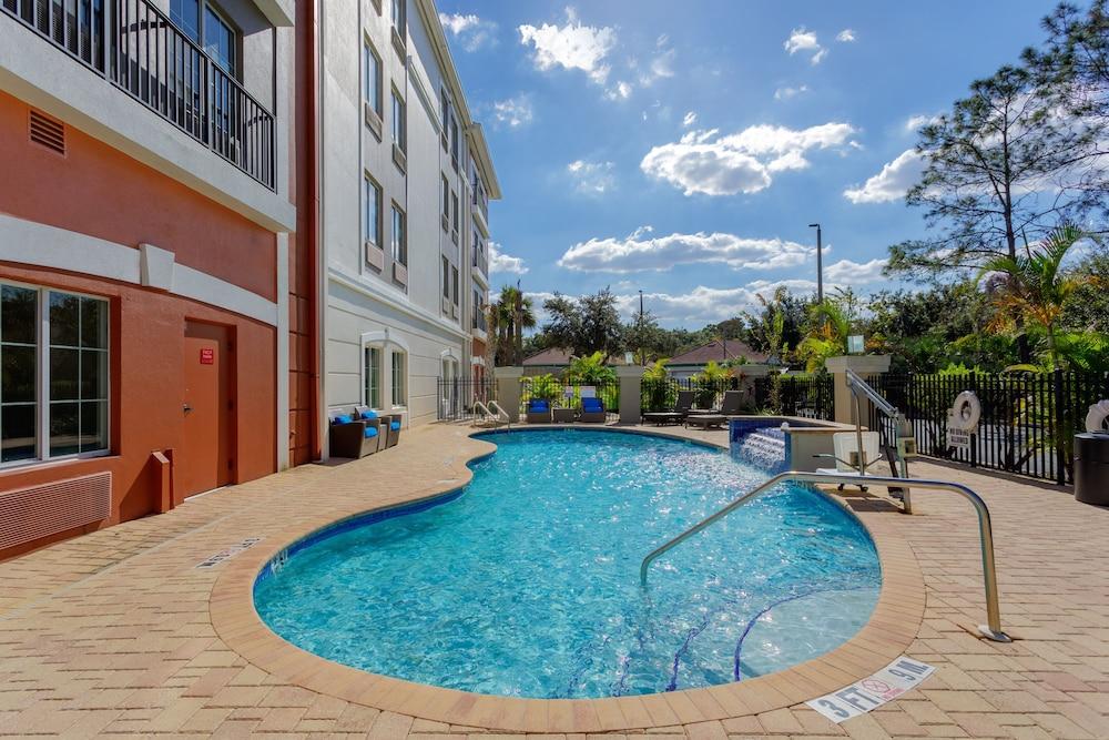 Holiday Inn Express Tampa N I-75 - University Area by IHG photo 30