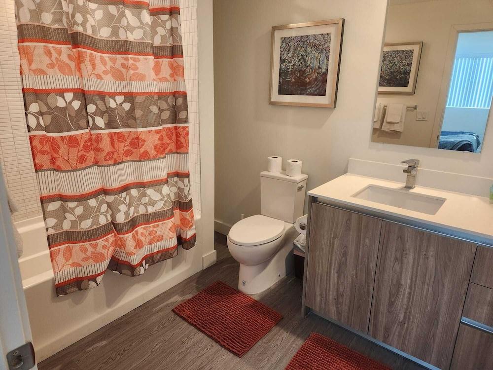 Urban Chic Apart-Hotels in Central LA photo 23