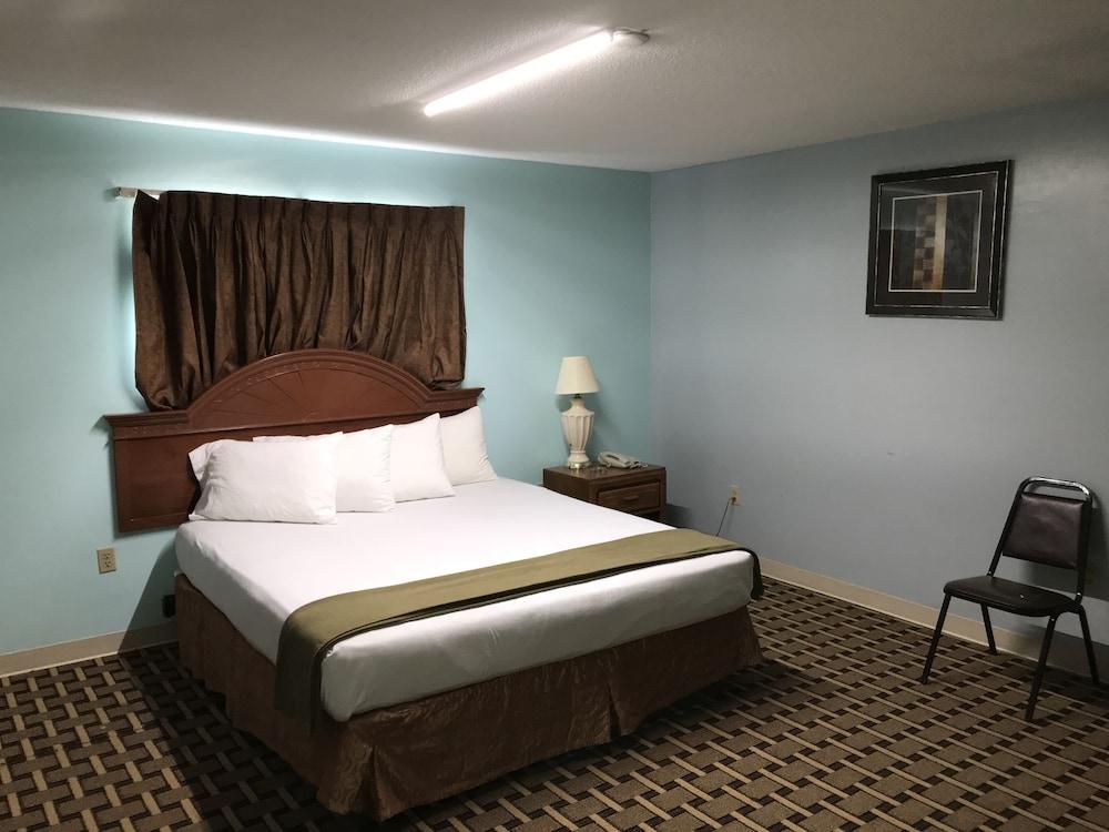 AmeriVu Inn & Suites photo 20