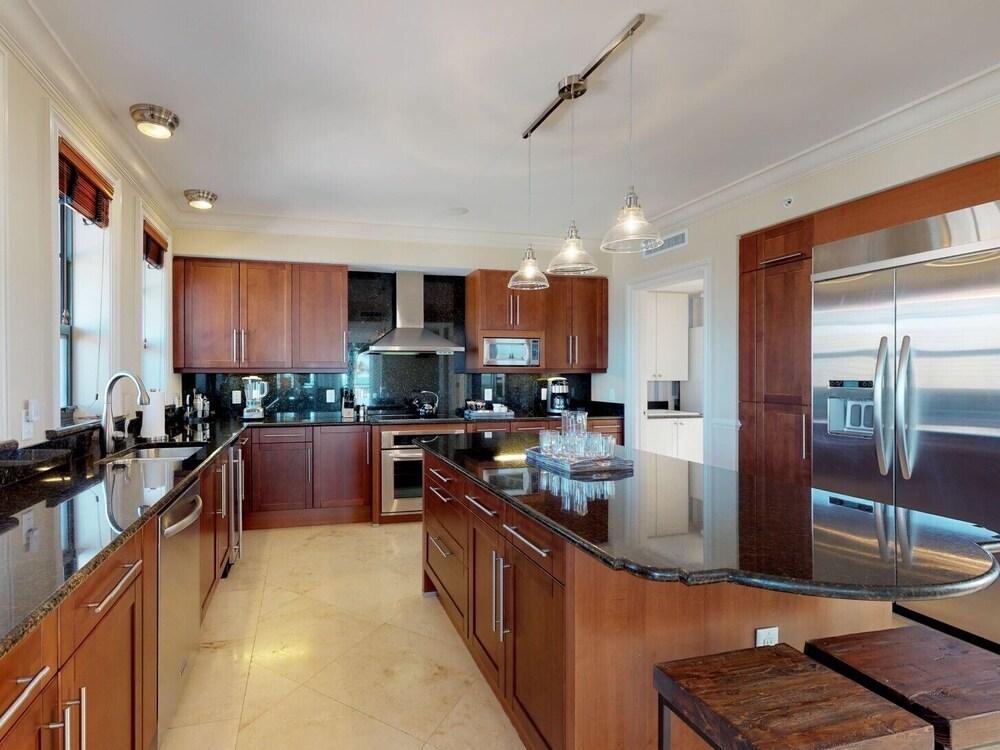 Marlin Bay Resort & Marina photo 27