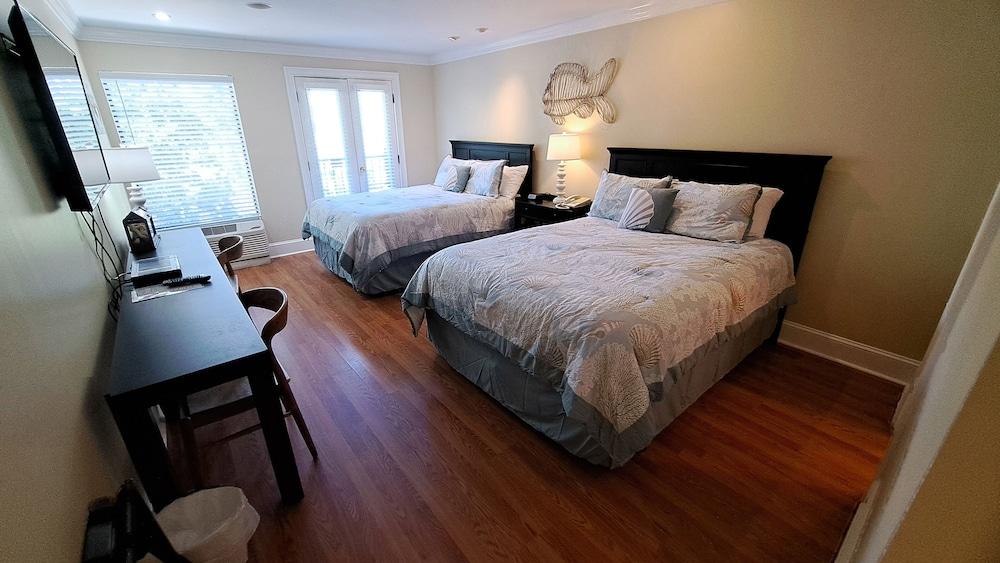 Saint Simons Inn by the Lighthouse photo 79