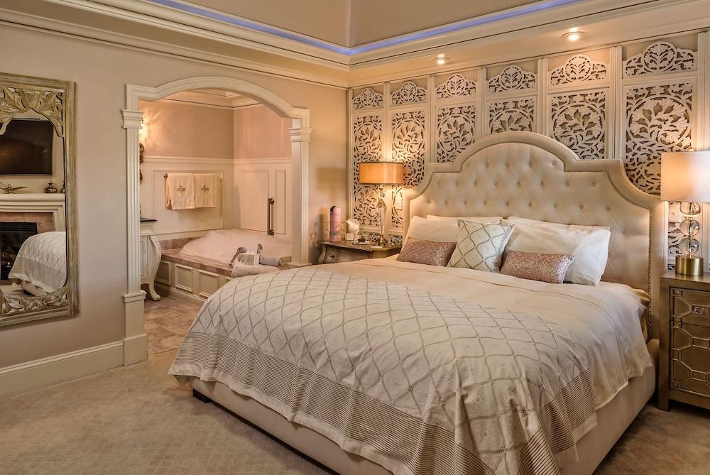 Cameo Heights Mansion photo 18