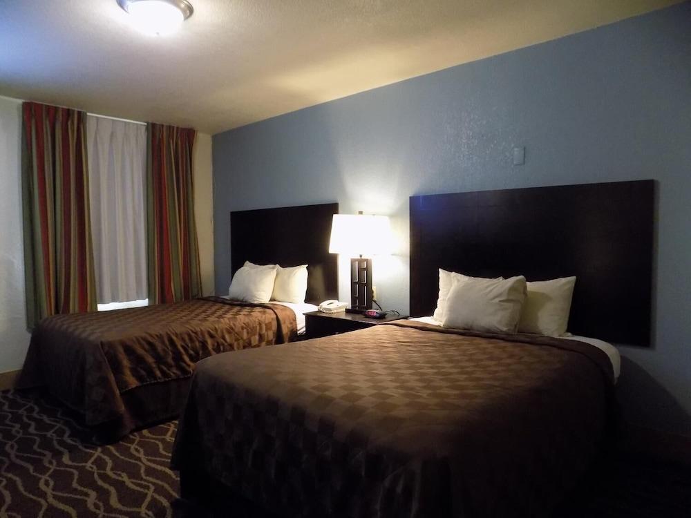 Budget Inn photo 9