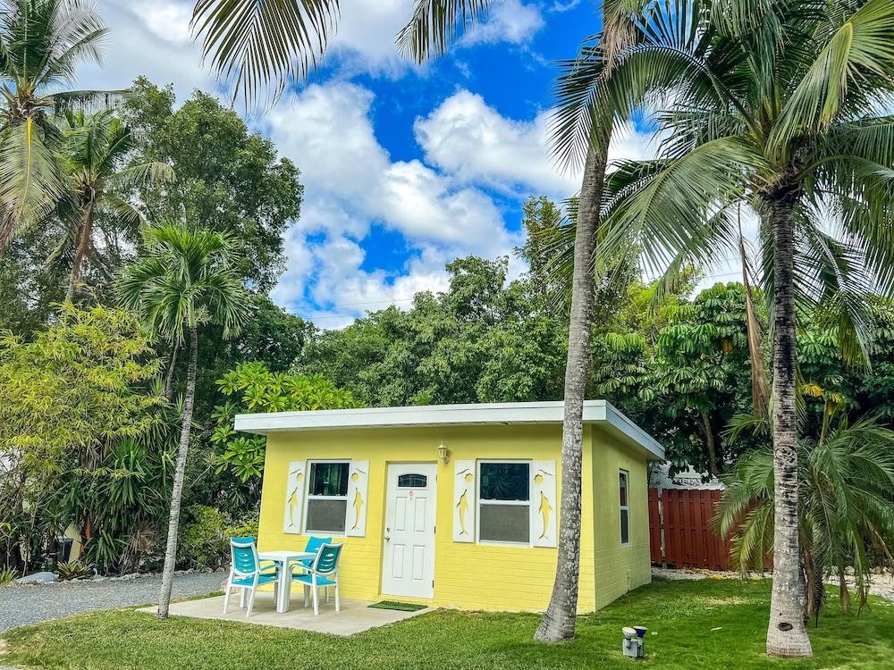 Sunset Cove Beach Resort photo 44