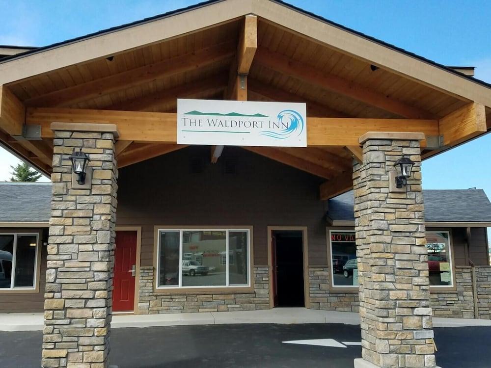 The Waldport Inn photo 13