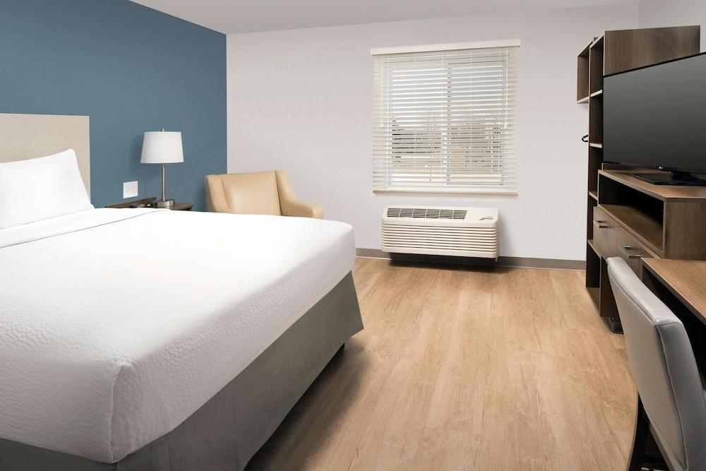 WoodSpring Suites Chicago Tinley Park photo 3